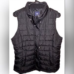 GAP Midnight Black Quilted Vest